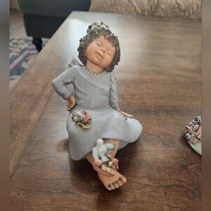 Elisa Montserrat Angel Figurine Limited Series 643/5000